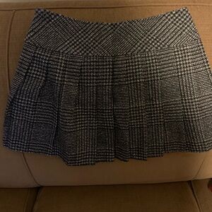 Chic chouyatou Black and White pleated Checkered Mini Skirt